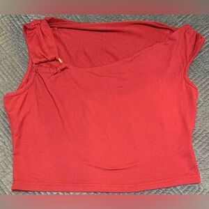 081 Women's Maroon Sleeveless Top NWOT